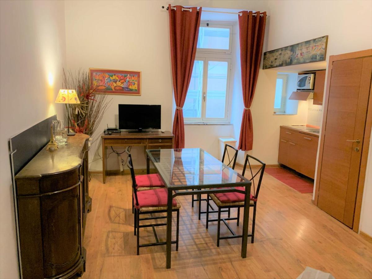 Apartament Casa Trevi Rzym Zewnętrze zdjęcie