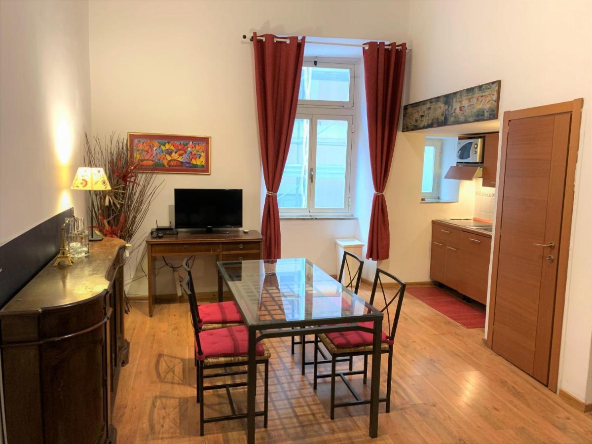 Apartament Casa Trevi Rzym Zewnętrze zdjęcie