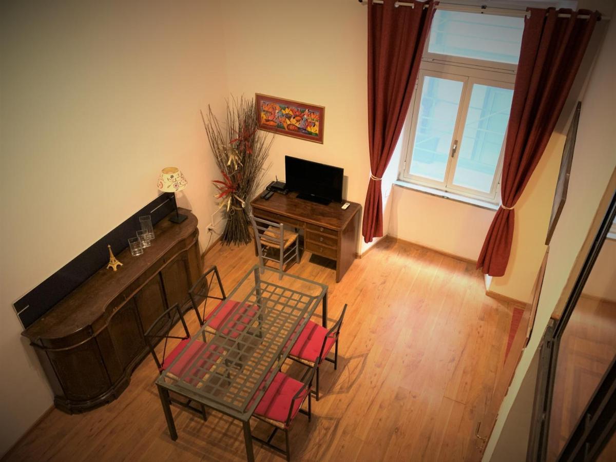 Apartament Casa Trevi Rzym Zewnętrze zdjęcie